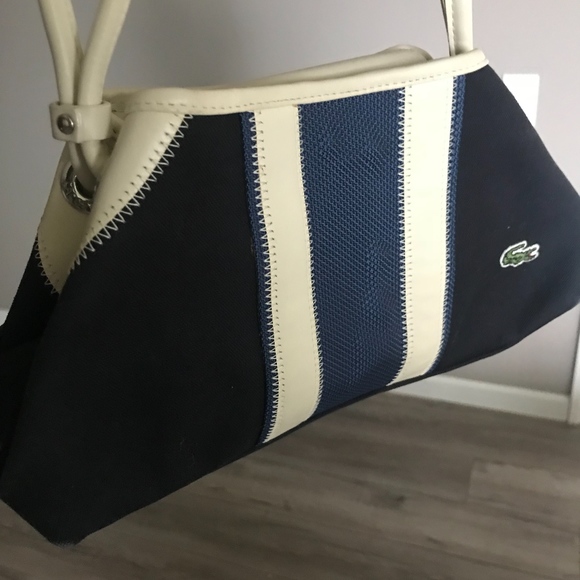 Small Lacoste Handbag - Picture 2 of 3